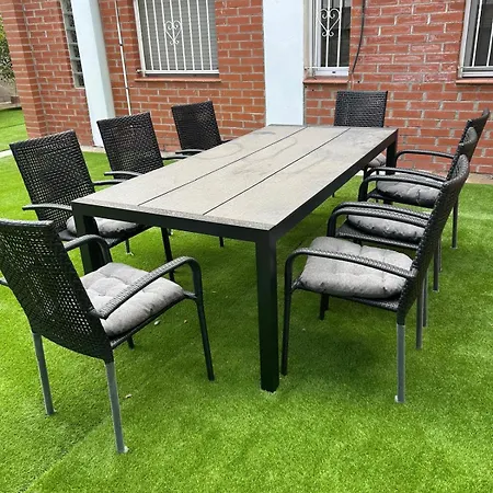 Confortable Big Villa Viladecans